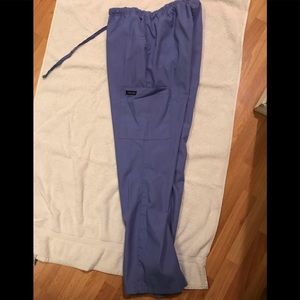 Women’s x-small scrub set- never worn